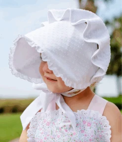 White Dot Bonnet