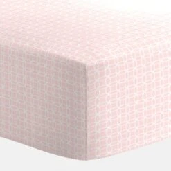 Pink Circles MINI Crib Sheet -Liz and Roo pink circles mini crib sheet 530073