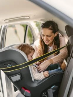 Liz and Roo -Liz and Roo uppababy knox convertible carseat 14 to 65 lb child jake black 174726